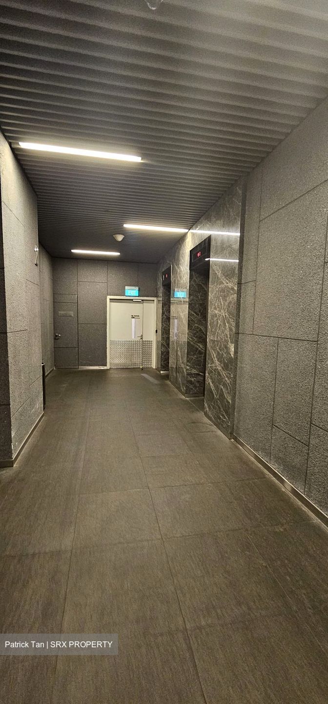 Vision Exchange (D22), Retail #632907121